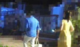 出轨最新事件爆料,某明星深夜密会神秘女子，出轨疑云再起